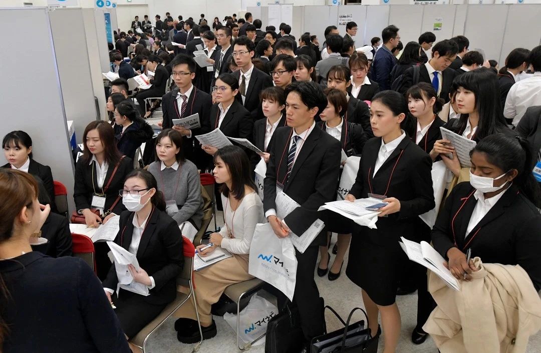 赴日工作_日本最新职业年收入排行榜揭晓！年薪超过1000万日元的有多少？
