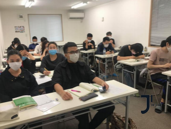 大阪国际教育学院